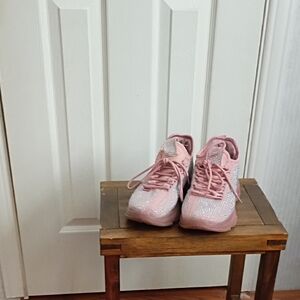 Elegant Pink Women's Sneakers